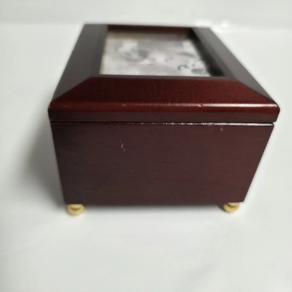 Jordan Mark Wooden Musical Jewelry Box Mahogany Finish Keepsake Photo Frame Lid